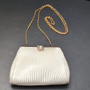 Vintage Ivory Colored Satin Evening Purse/Clutch With Faux Pearl Snap Closure.